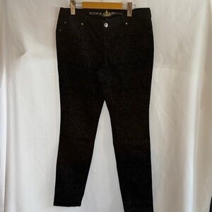 Nicole Benisti black denim with velvet design-Size 30